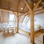 Samota Hojsin Landhuis