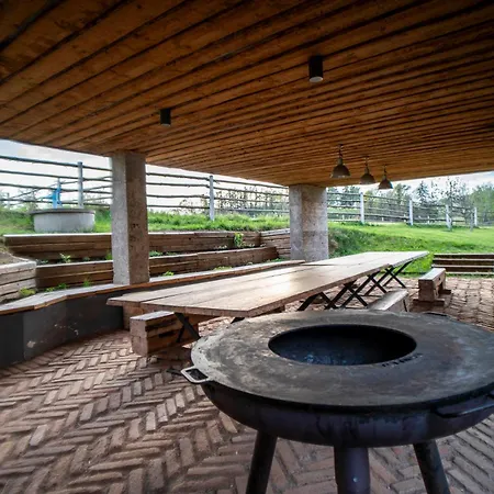 Casa rural Samota Hojšín