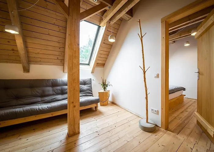 Landhuis Samota Hojsin *