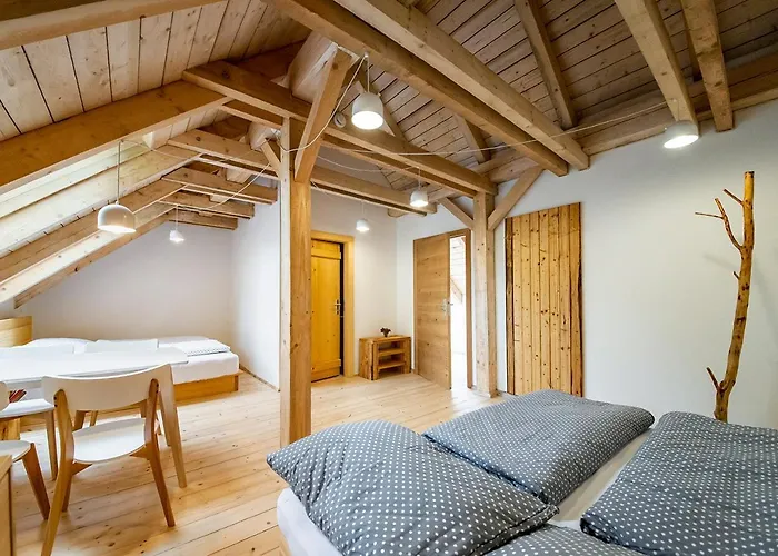 Landhuis Samota Hojsin *