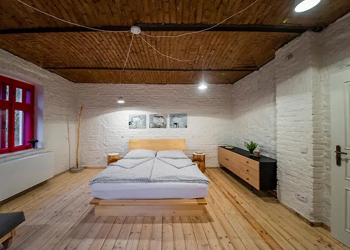 Samota Hojsin * Neustupov